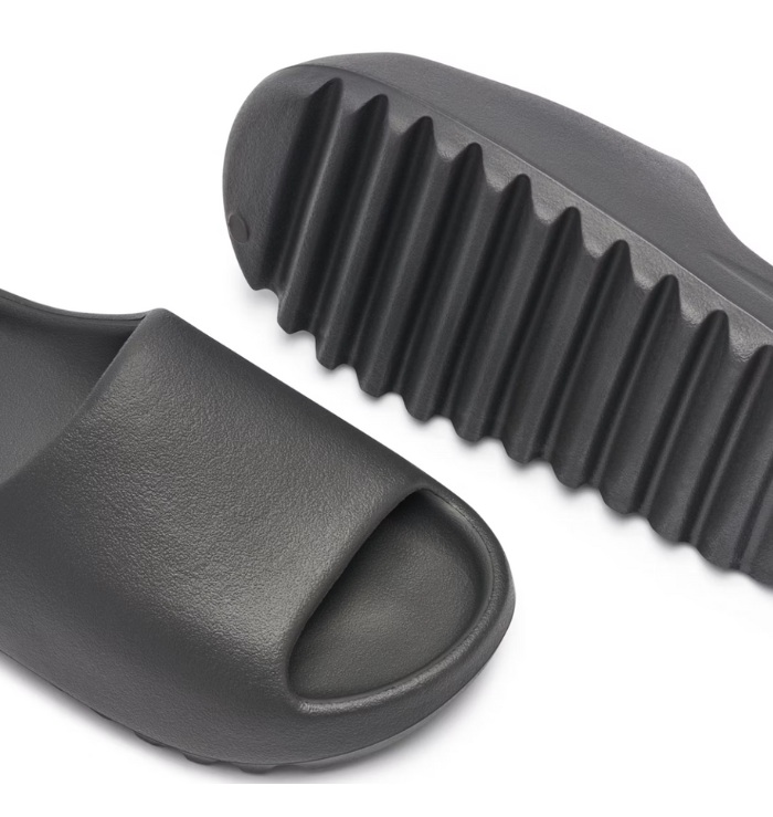 YEEZY SLIDE ADIDAS