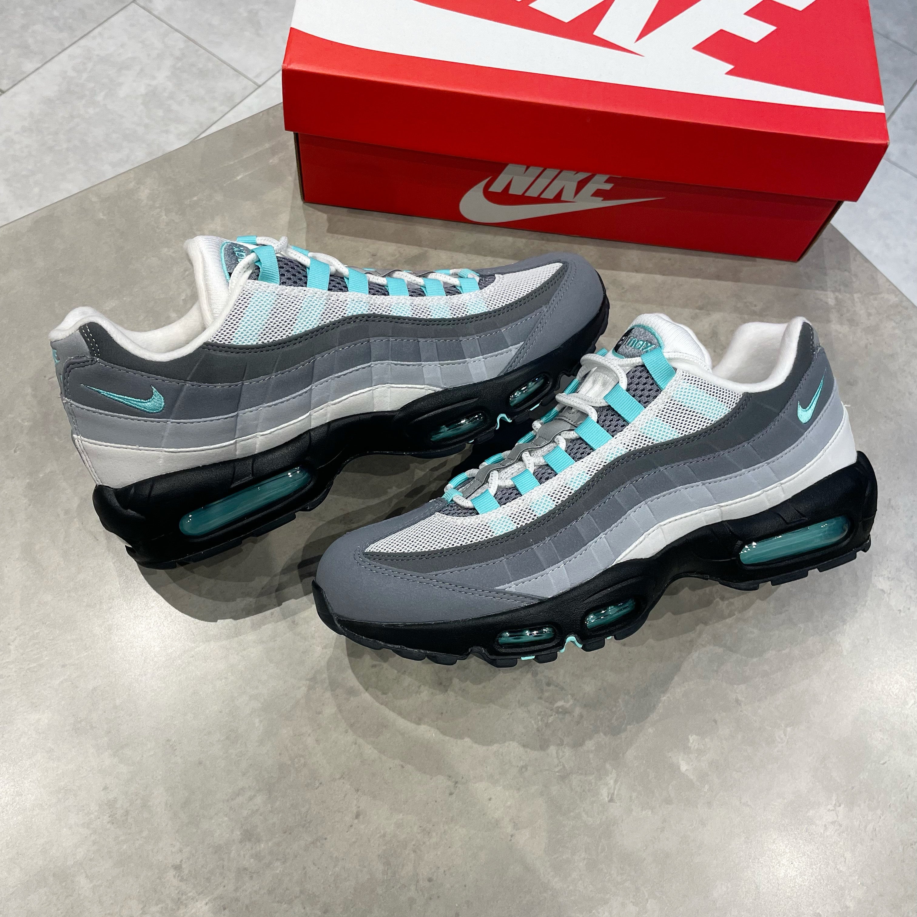 Nike Air Max 95 Hyper Turquoise