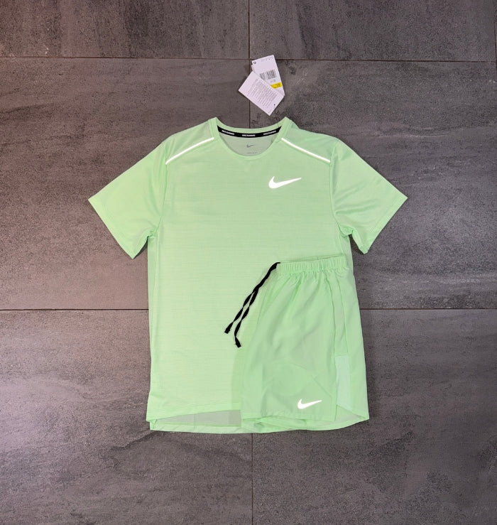 Nike Miler & Challenger Shorts Set 'Vapour Green'