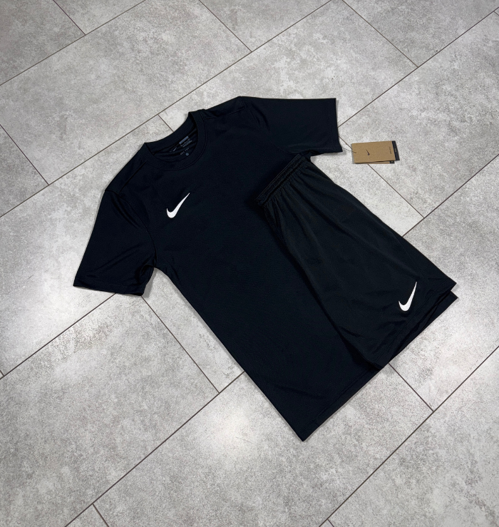 Nike Dri-Fit Black Short Set