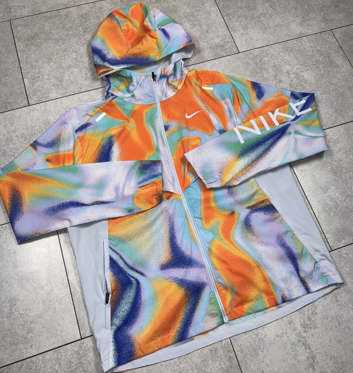 Nike Rainbow Repel Windrunner Jacket