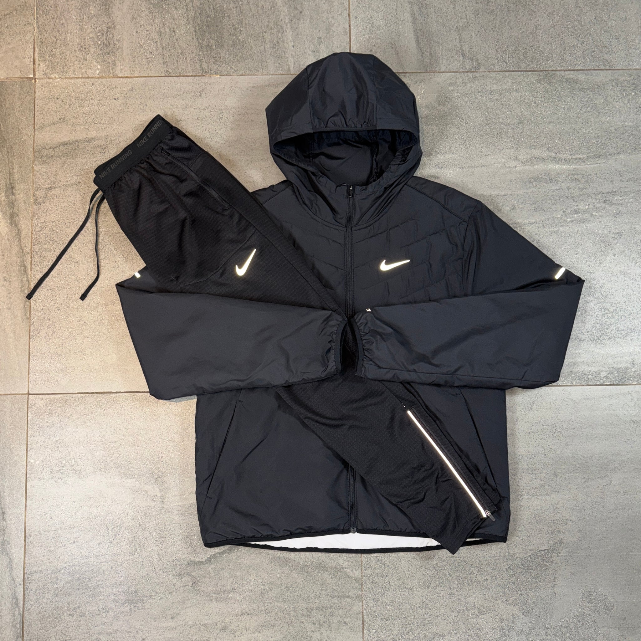 Nike Aerolayer Jacket & Phenom Pants Set 'Black'