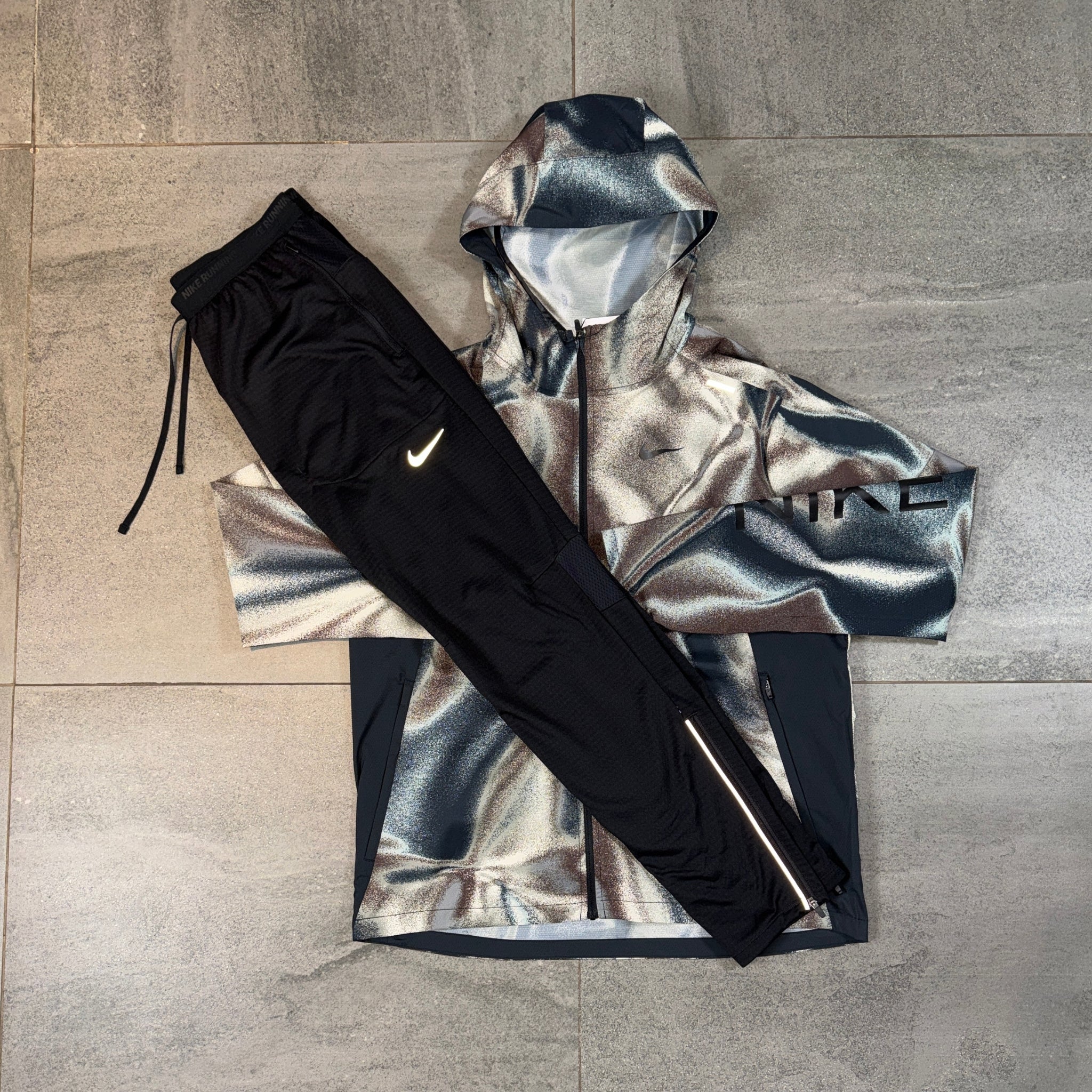 Nike Windrunner Jacket 'Metallic'