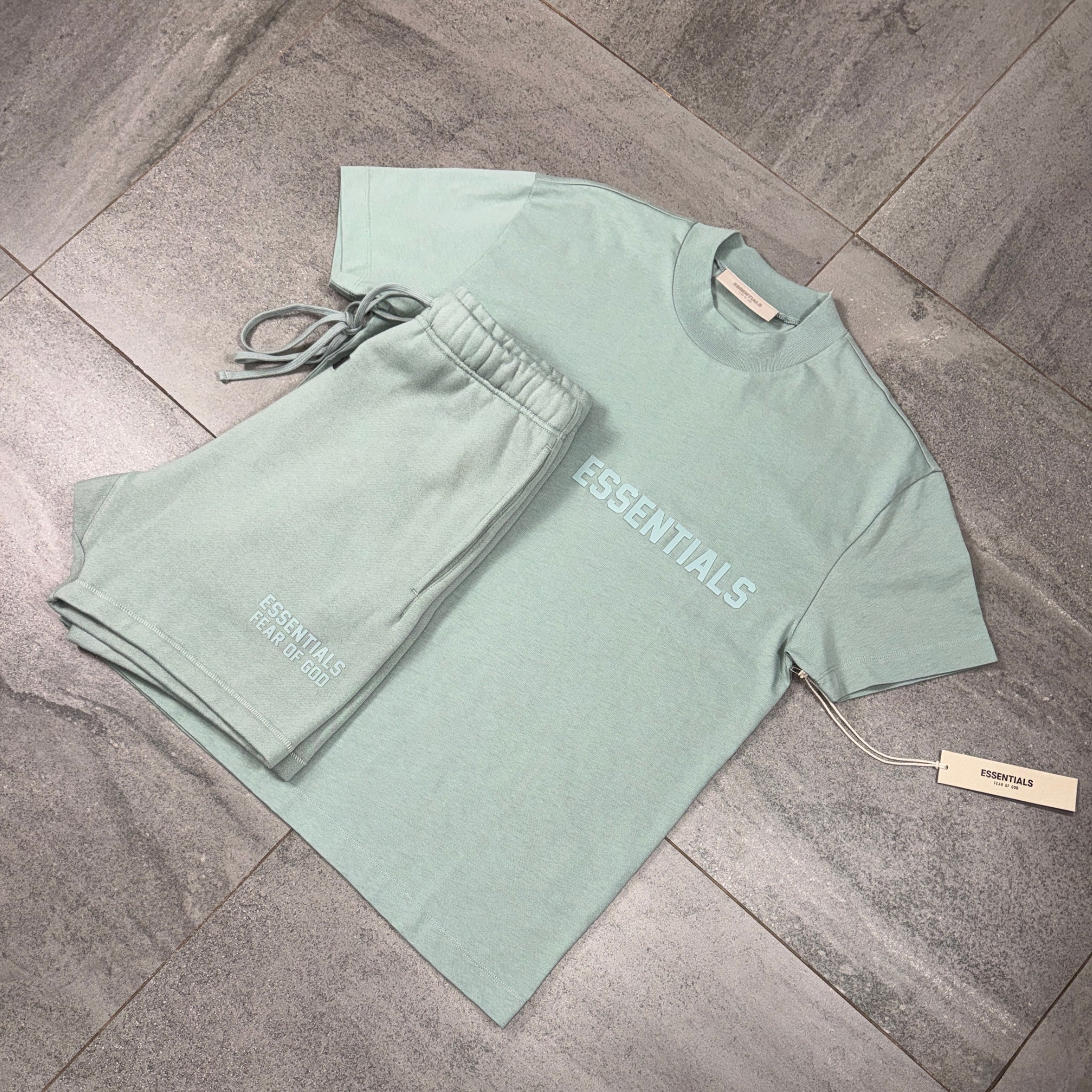 Fear of God Essentials T-Shirt 'Sycamore' (SS23)
