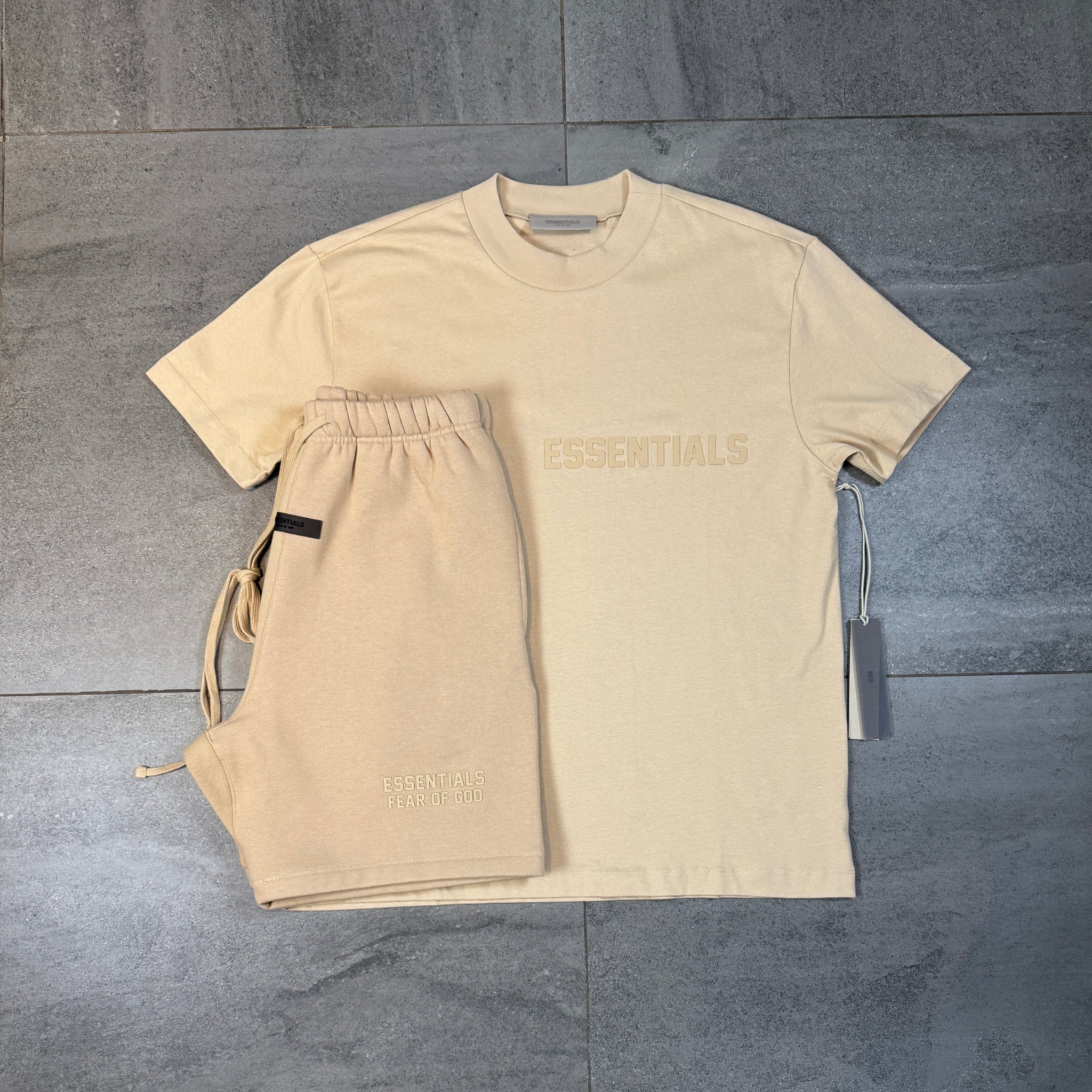 Fear of God Essentials Short Set 'Sand' (SS23)