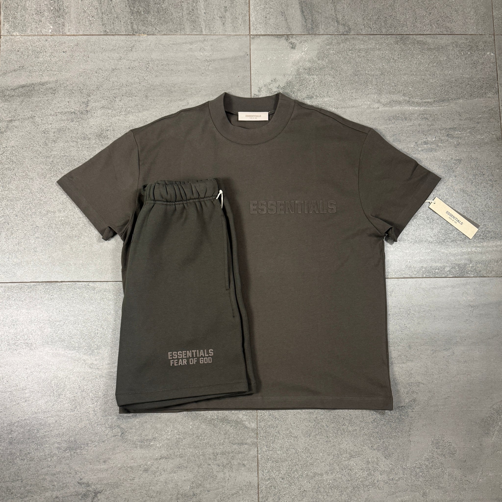 Fear of God Essentials Short Set 'Off Black' (FW22)