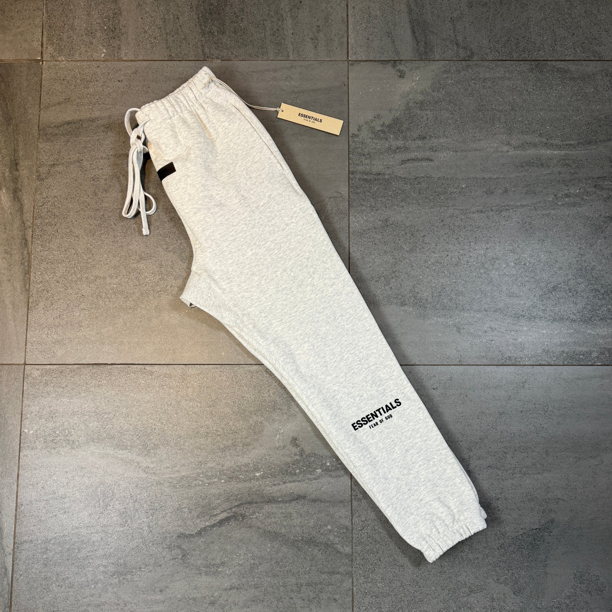 Fear of God Essentials Sweatpants 'Light Heather Oatmeal' (SS22)