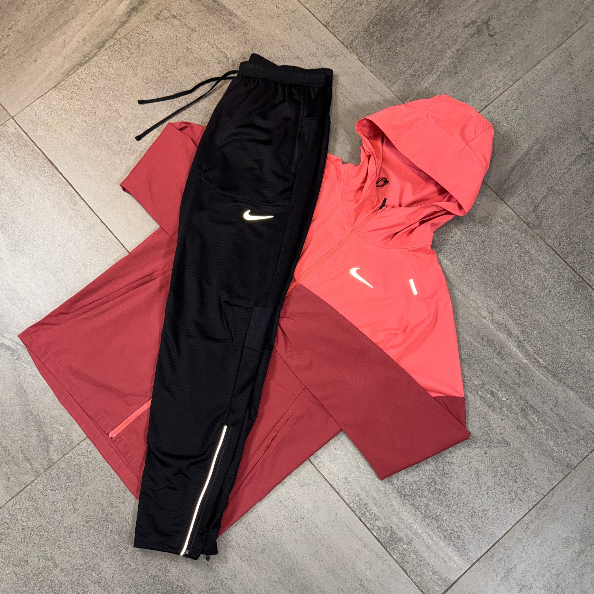 Nike Windrunner & Phenom Pants Set 'Adobe/Black'