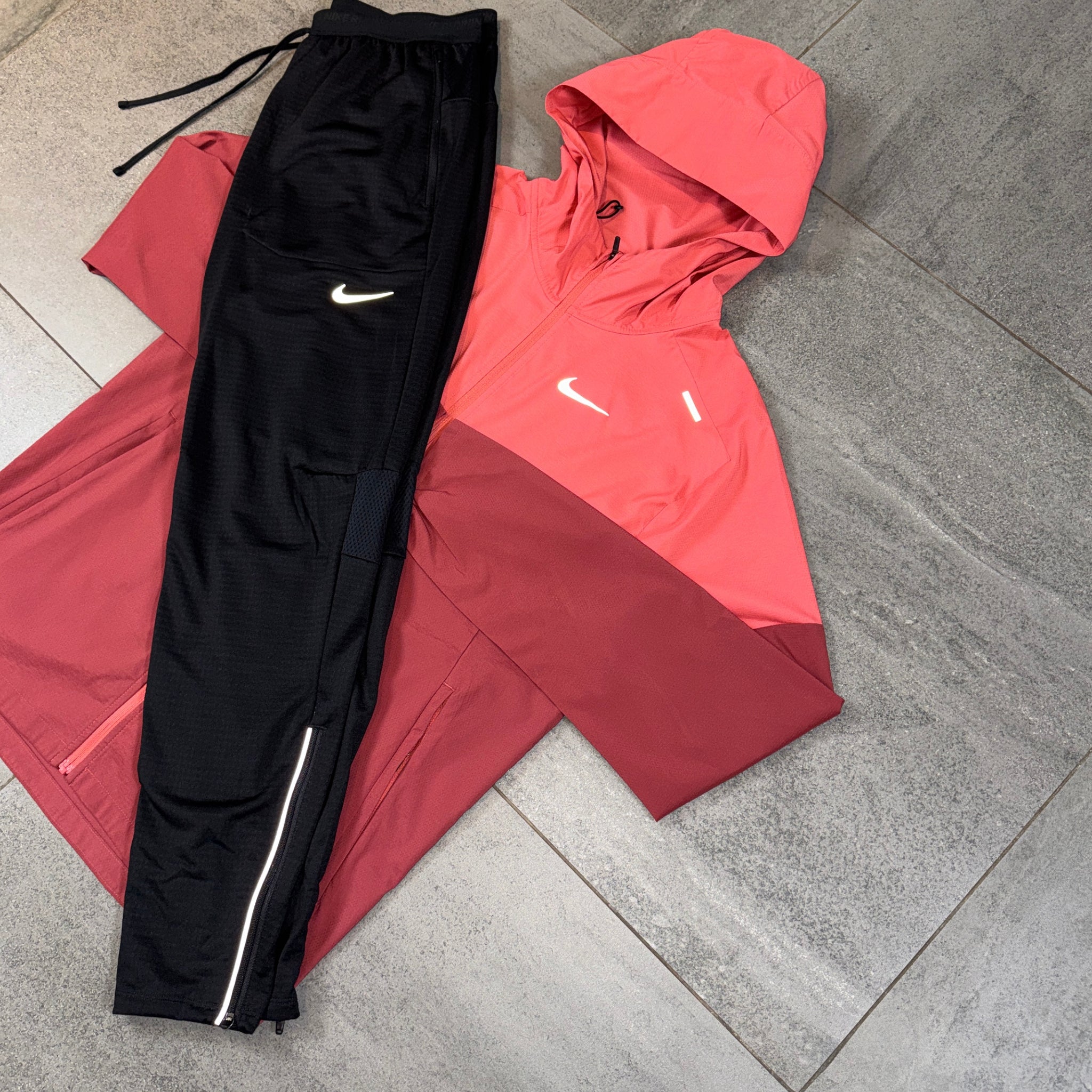 Nike Windrunner & Phenom Pants Set 'Adobe/Black'