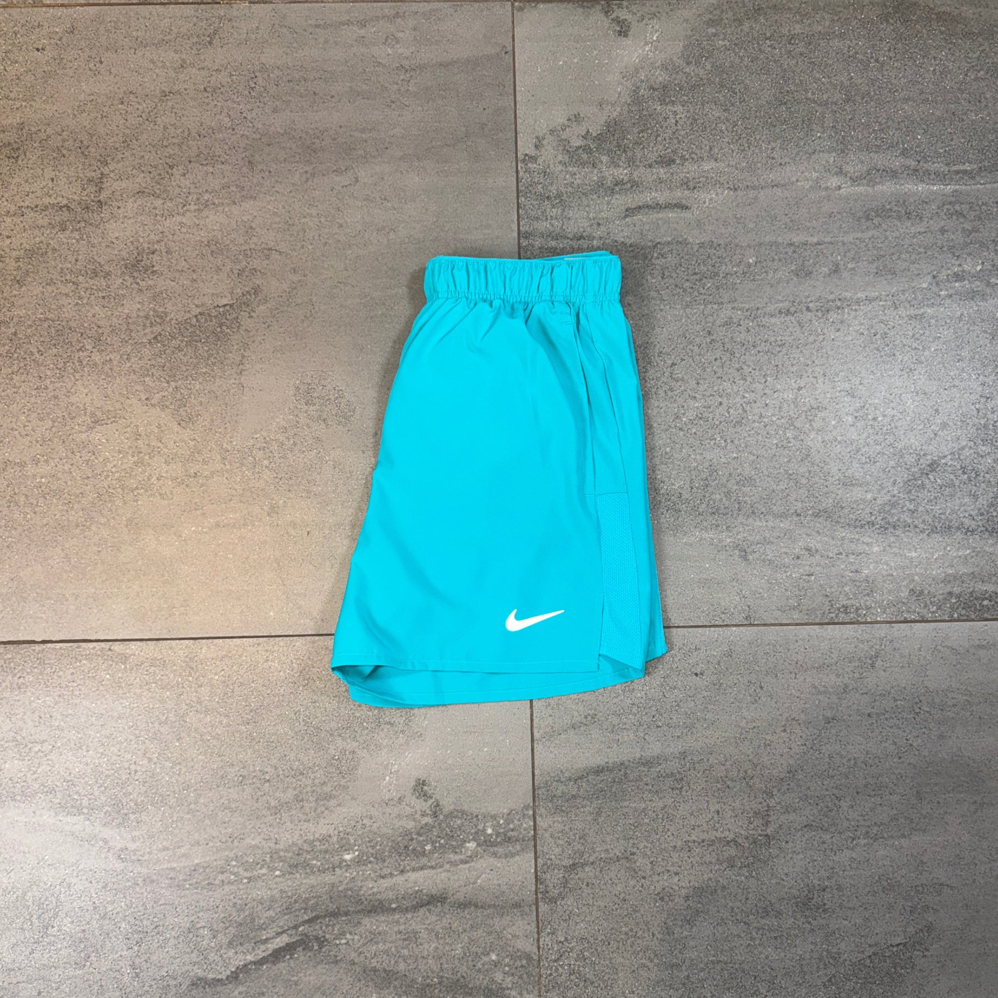 Nike Challenger Shorts 'Dusty Cactus'