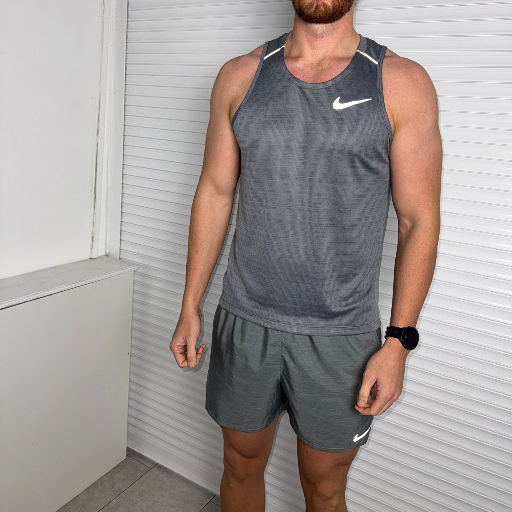 Nike Miler Vest & Challenger Shorts Set 'Grey'