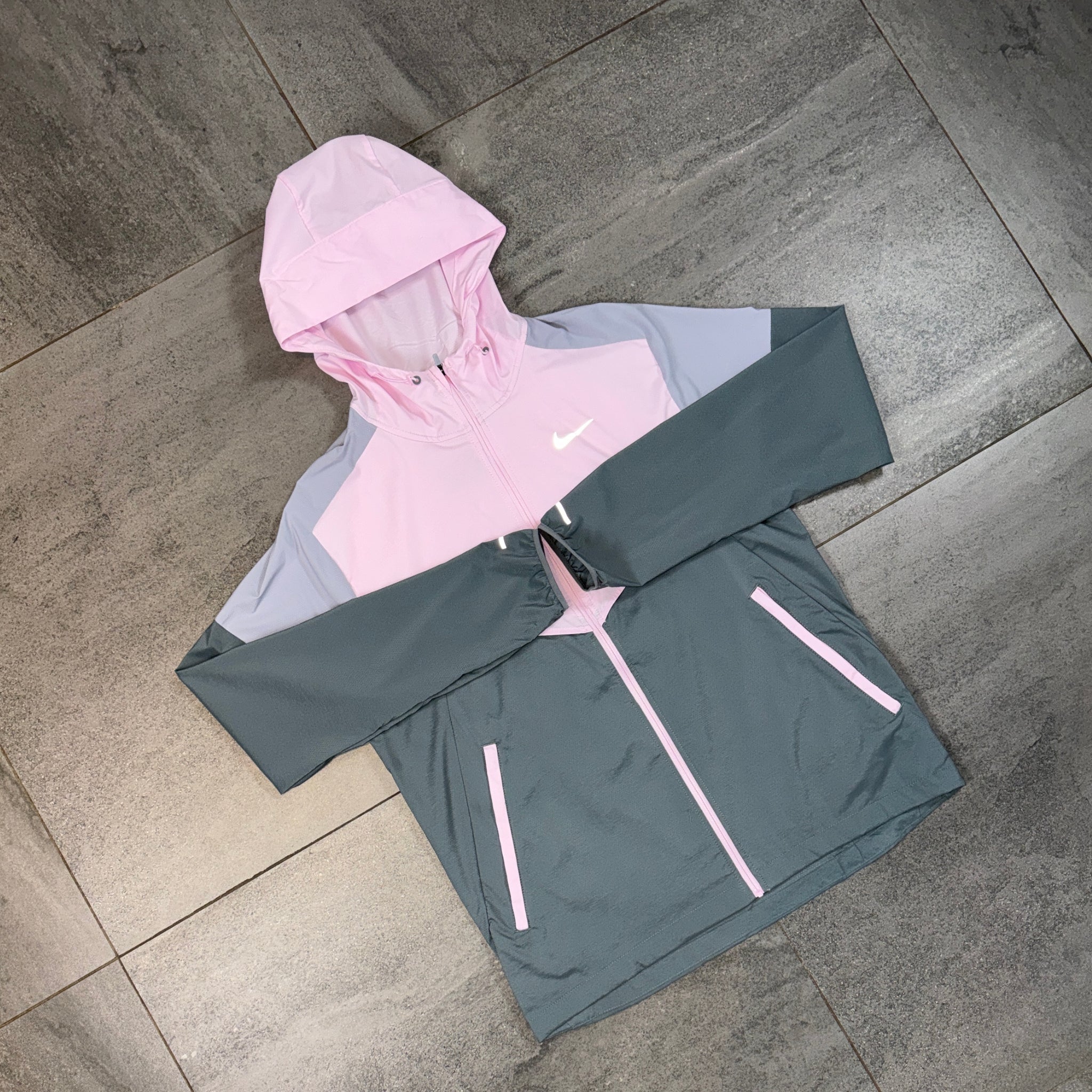 Nike Windrunner Jacket 'Pink Foam'