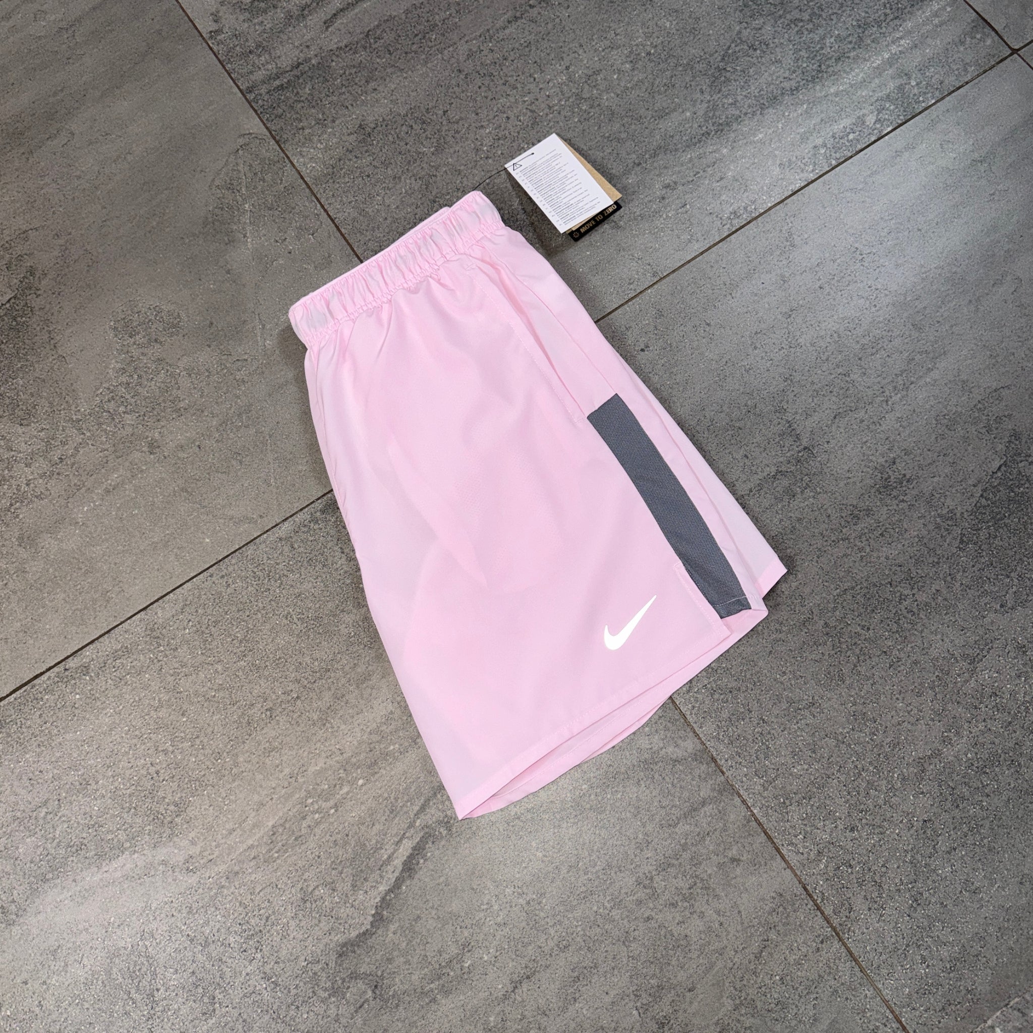 Nike Challenger Shorts 'Pink Foam'