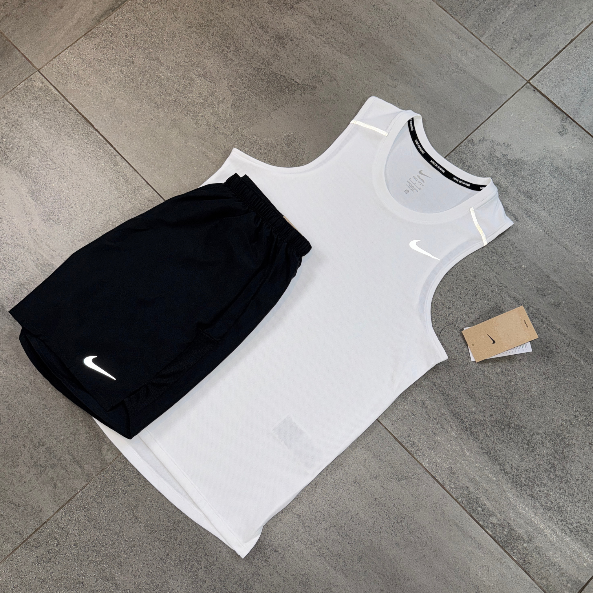 Nike Miler 2.0 Vest & Challenger Shorts Set 'White/Black'