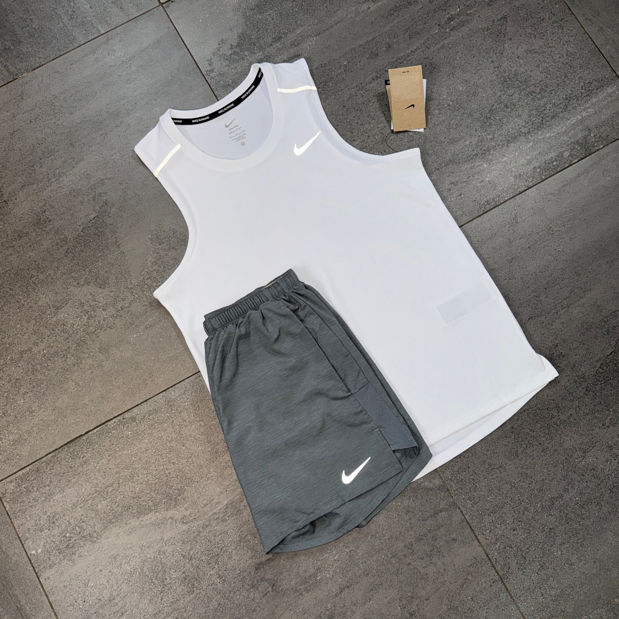 Nike Miler 2.0 Vest & Challenger Shorts Set 'White/Grey'