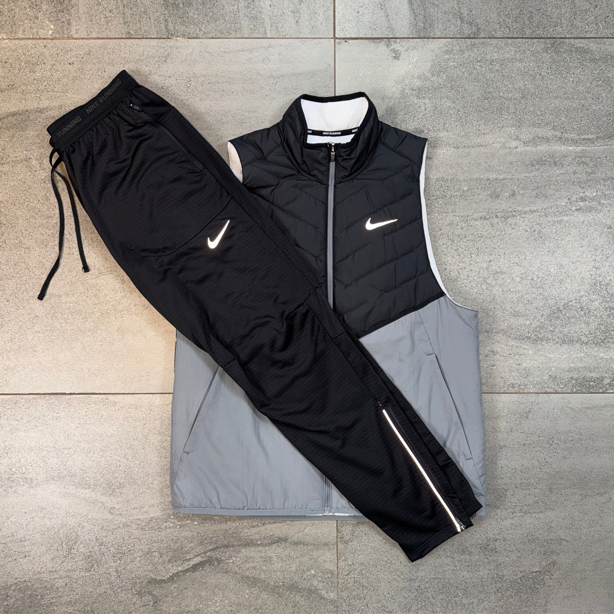 Nike Aerolayer Gilet & Phenom Pants Set 'Black Grey/Black'