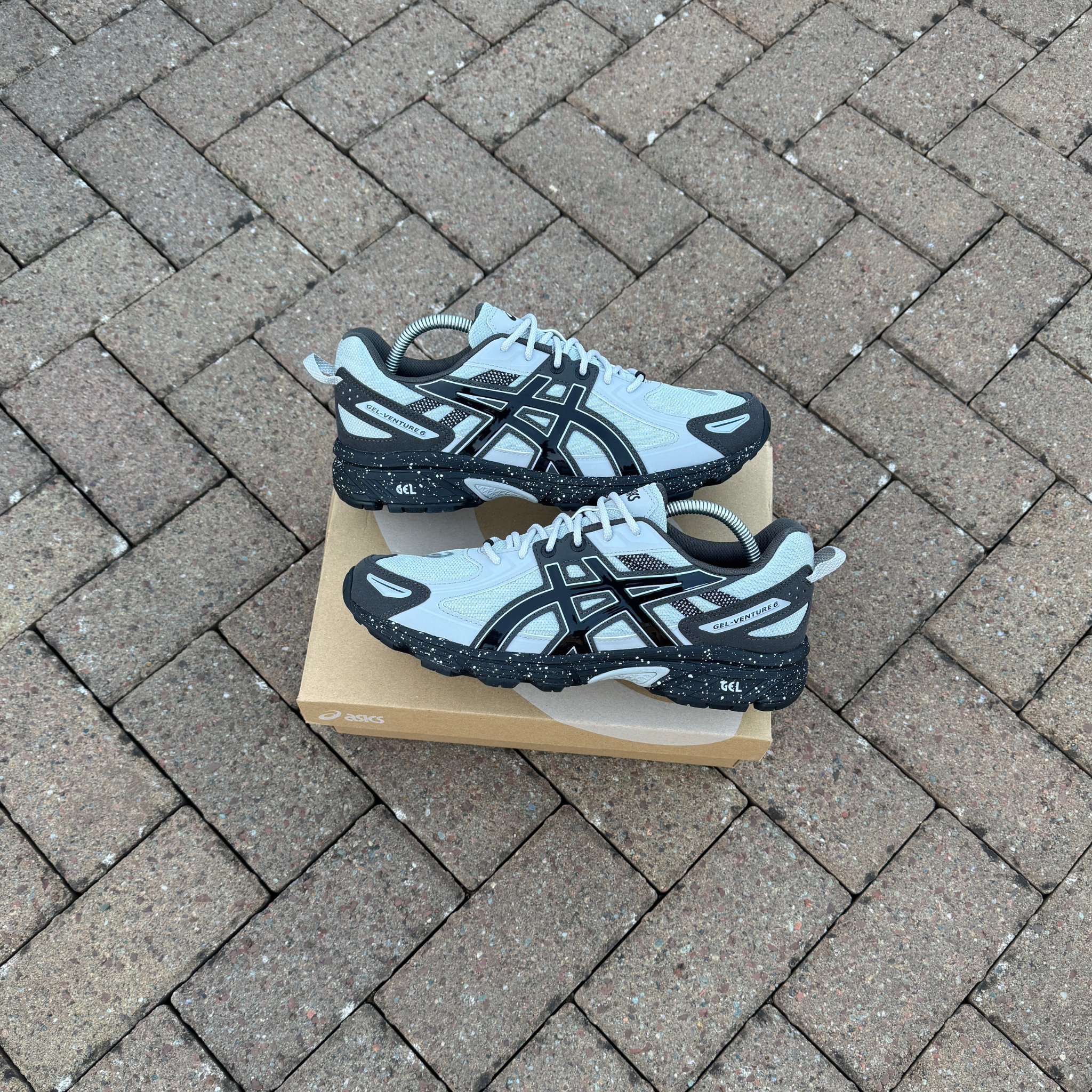 ASICS Gel-Venture 6 'Grey Black'