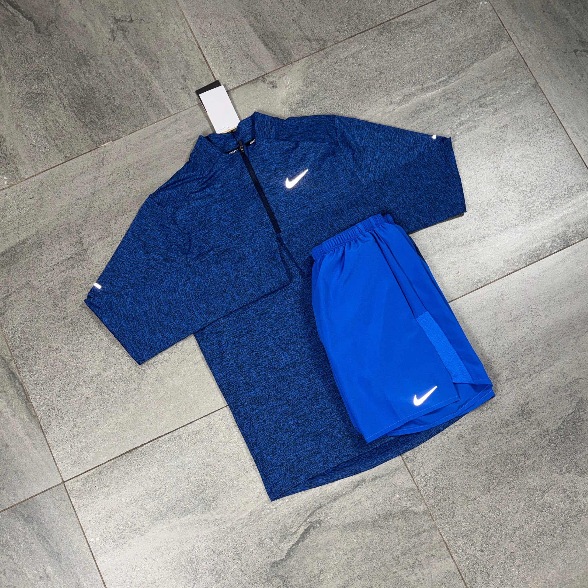 Nike 1/4 Running Top & Challenger Shorts Set 'Royal Blue'