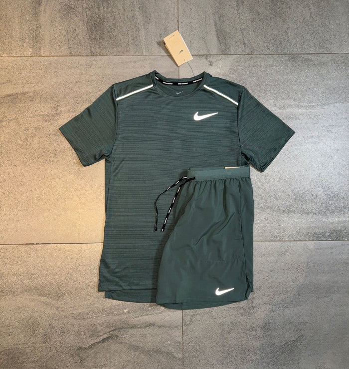 Nike Miler & Flex Shorts Set 'Vintage Green'