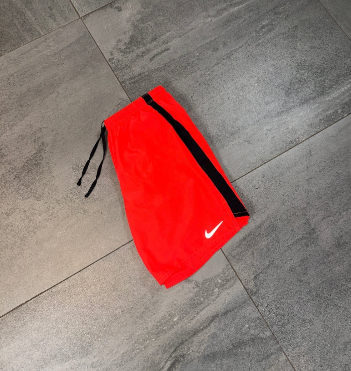 Nike Challenger Shorts 'Bright Crimson'
