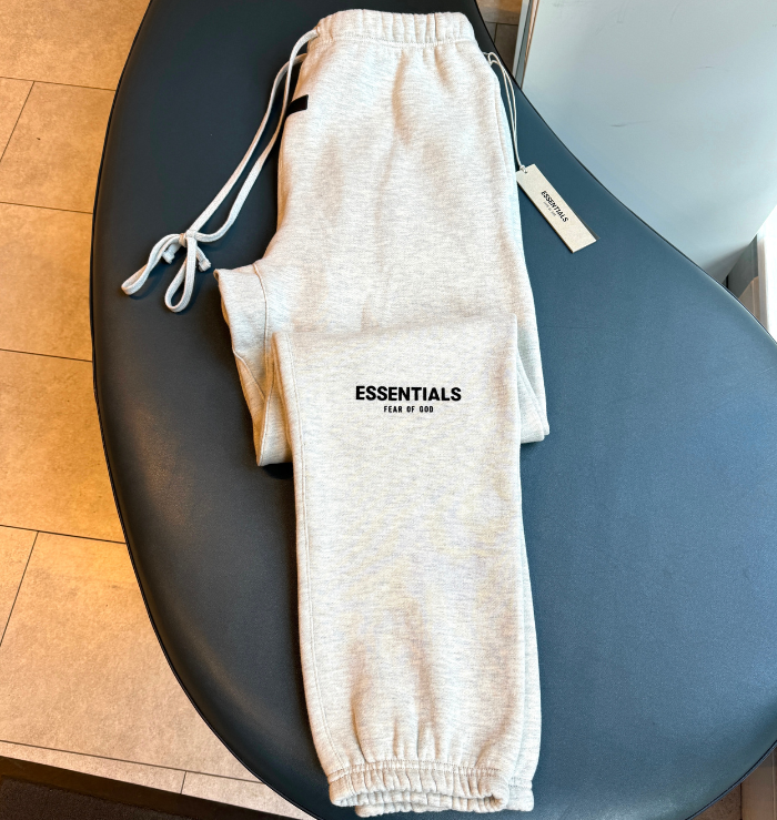Fear of God Essentials Sweatpants Light Heather Oatmeal (SS22)