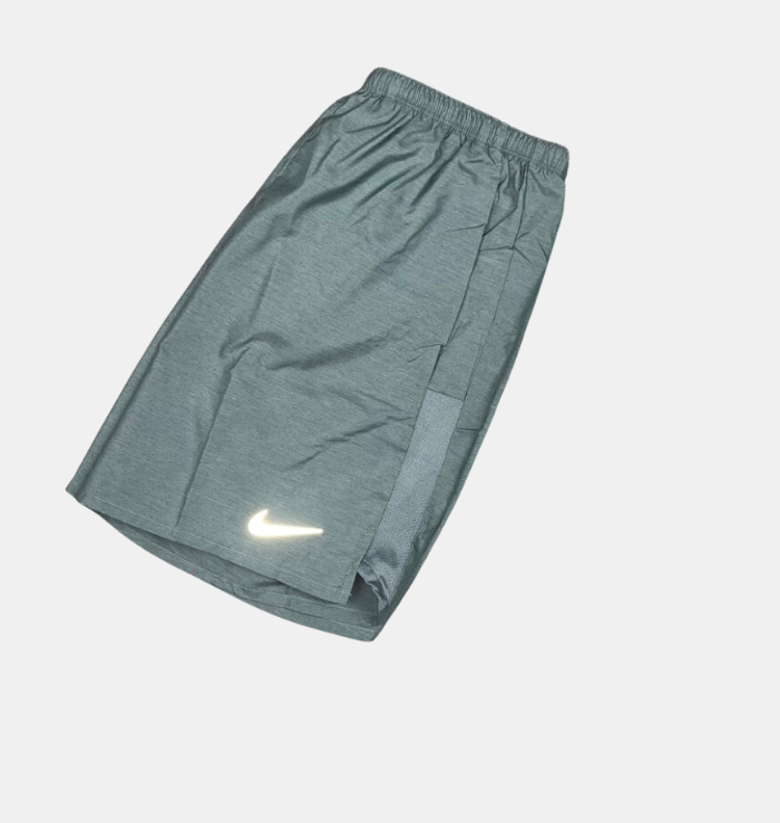Nike Challenger 7 Inch Grey Shorts