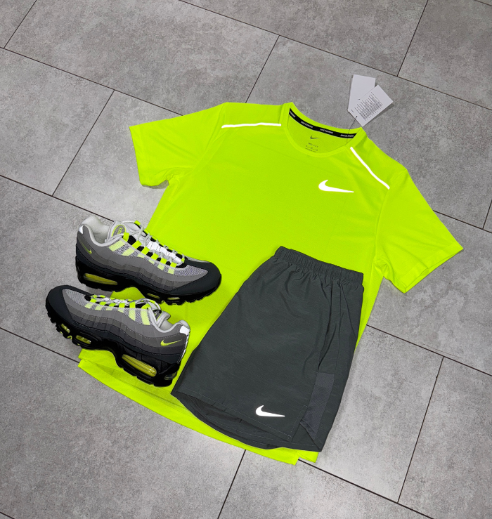 Nike Miler 1.0 Neon T-Shirt