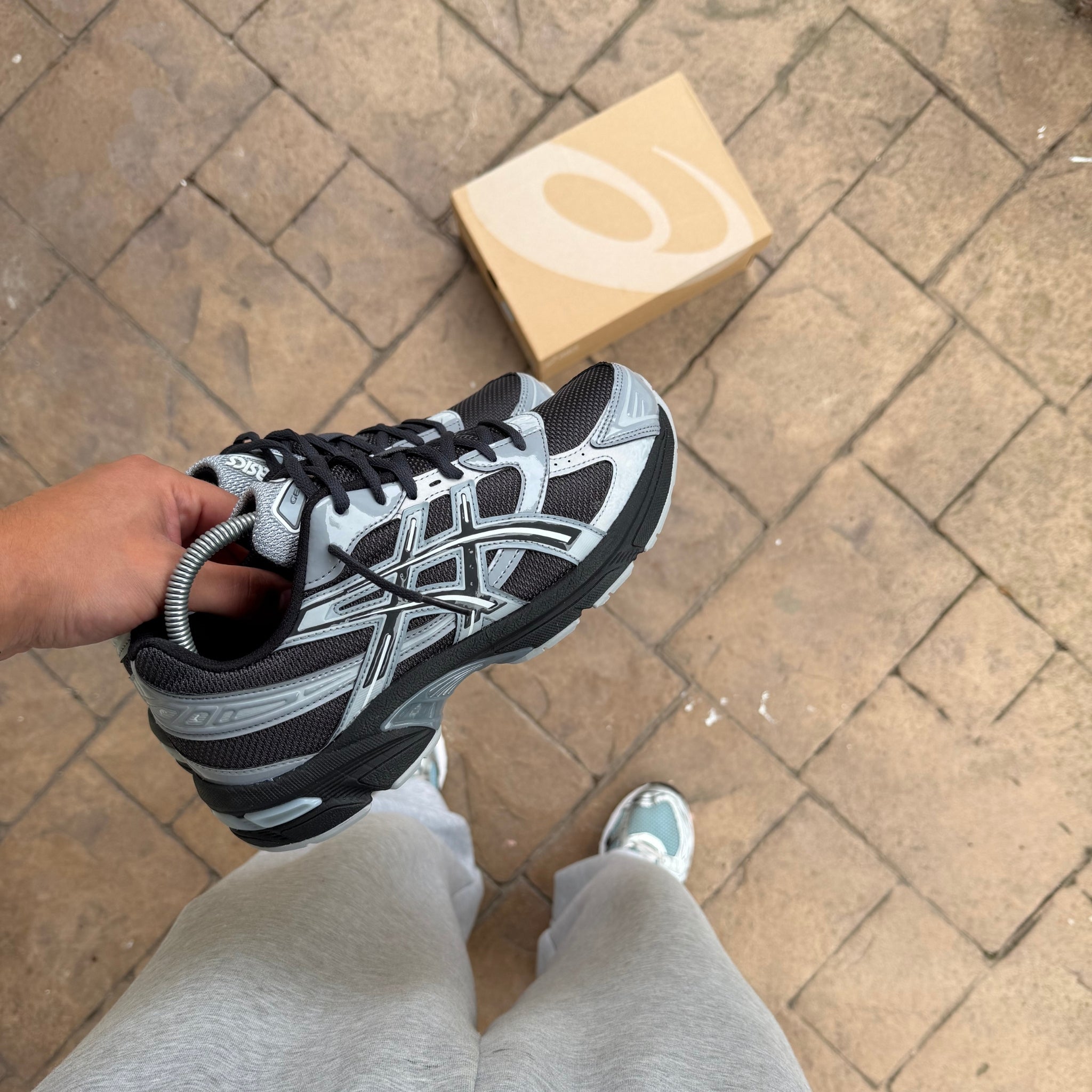 ASICS Gel-1130 Graphite Grey Gravel mesh and synthetic detailing