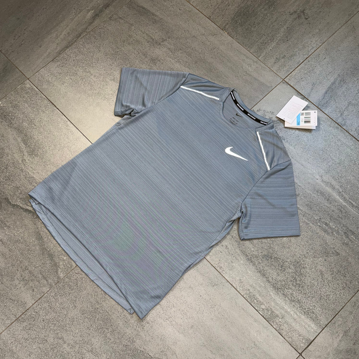 Nike Miler Cool Grey Dri-FIT T-shirt