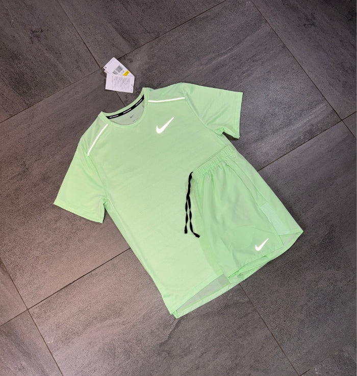 Nike Miler & Challenger Shorts Set 'Vapour Green'