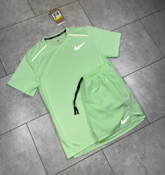 Nike Miler Vapour Green Short Set