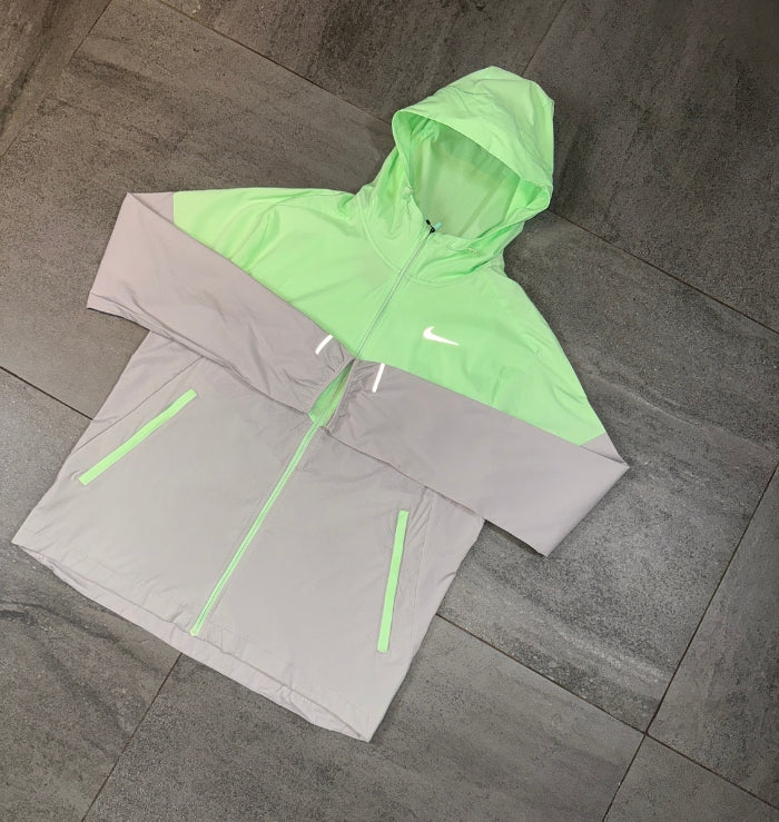 Nike Windrunner Jacket 'Vapour Green'