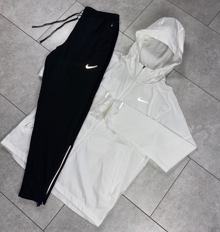 Nike White Windrunner Jacket & Black Nike Phenom Pants Set