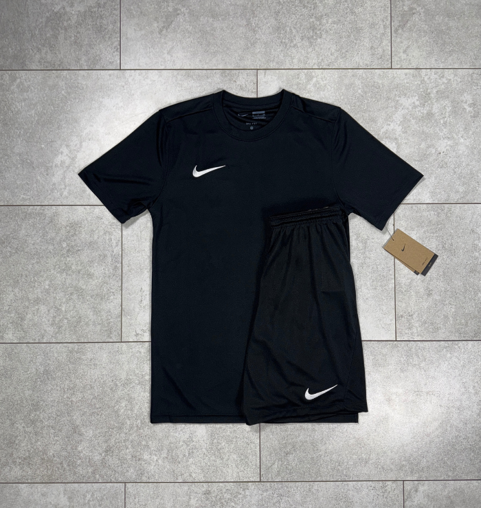 Nike Dri-Fit Black Short Set