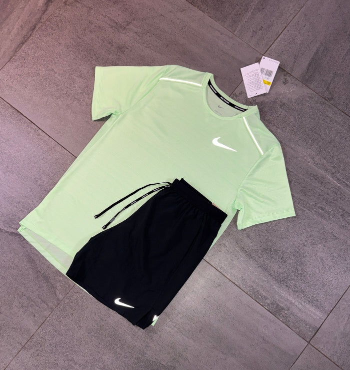 Nike Miler & Flex Shorts Set 'Vapour Green/Black'