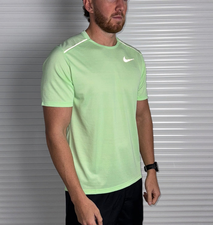 Nike Miler & Challenger Shorts Set 'Vapour Green'