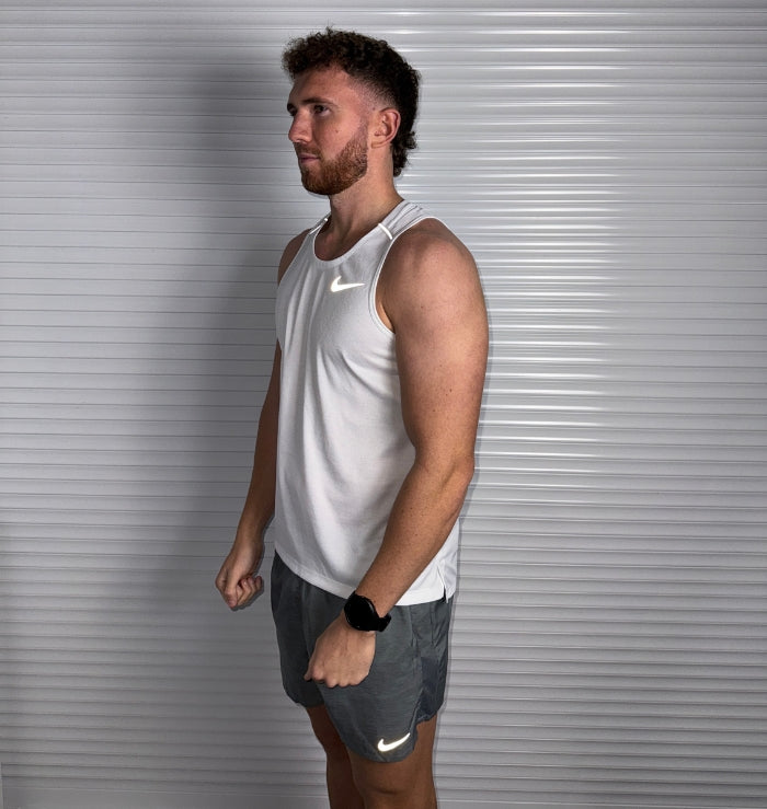 Nike Miler Vest & Challenger Short Set 'White/Grey'