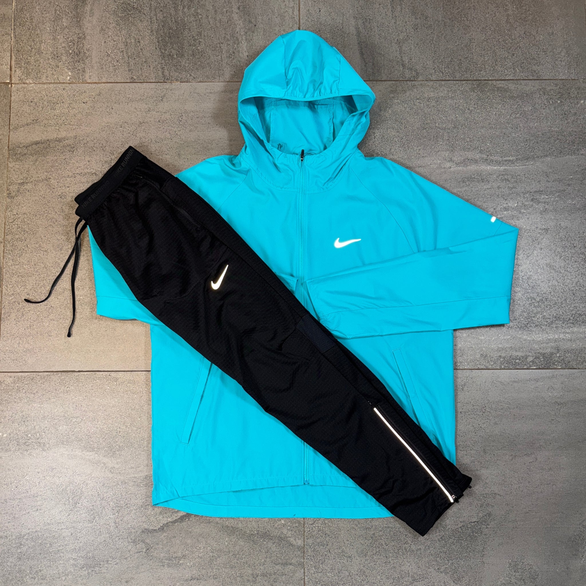 Nike Windrunner & Phenom Pants Set 'Dusty Cactus/Black'