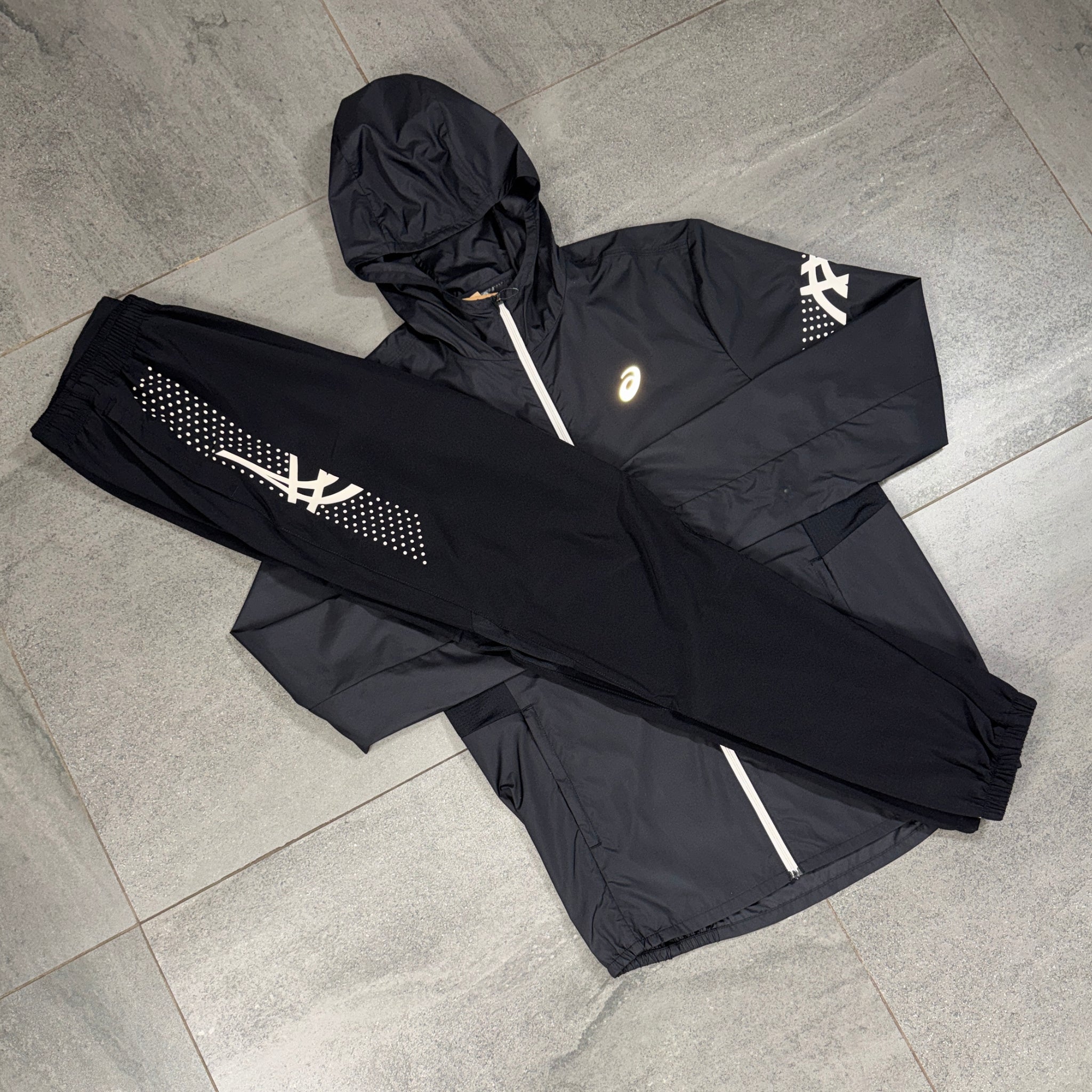 Asics Icon Jacket & Pants Set 'Black'