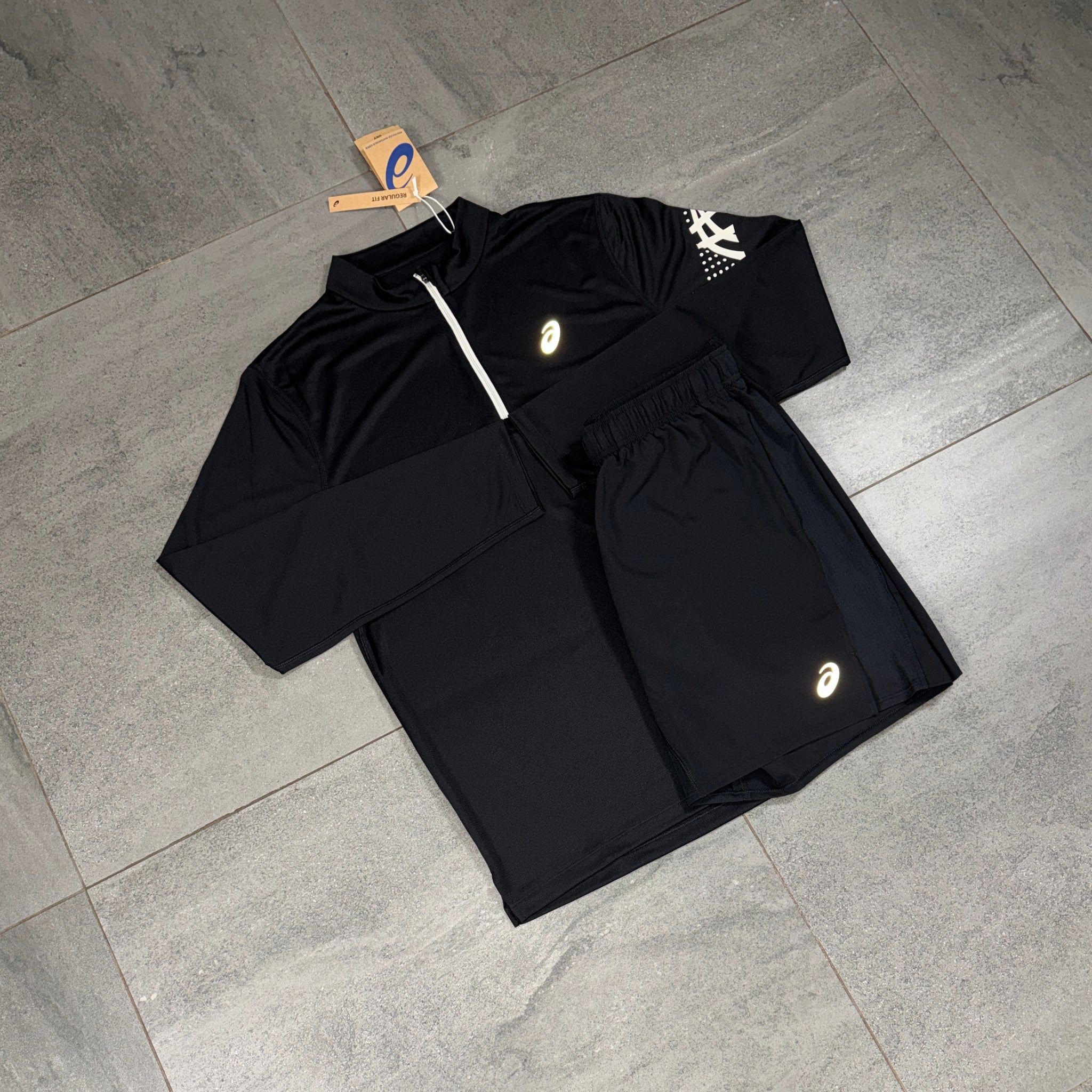 Asics Icon 1/4 Running Top & Shorts Set 'Black'