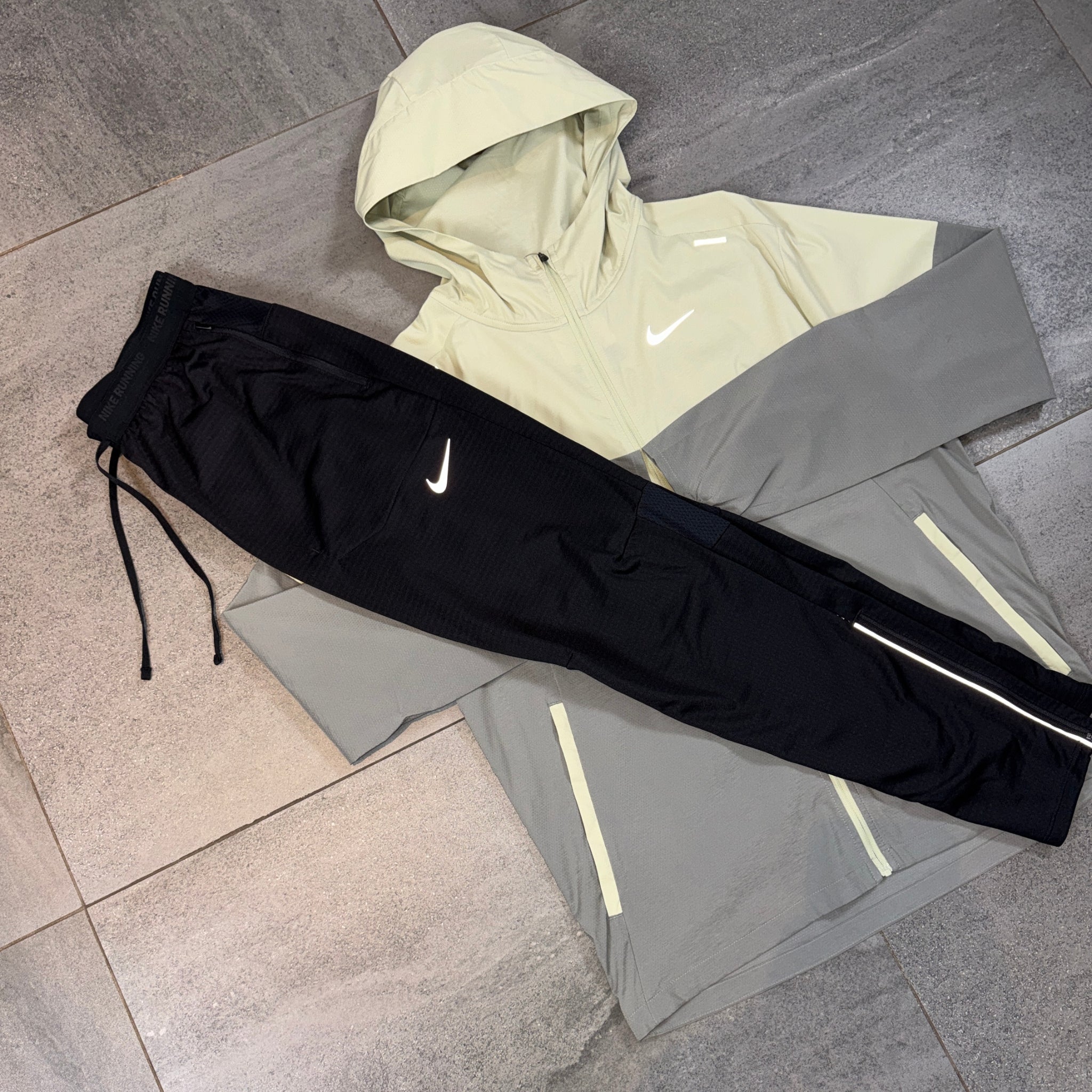 Nike Windrunner & Phenom Pants Set 'Olive Aura/Black'