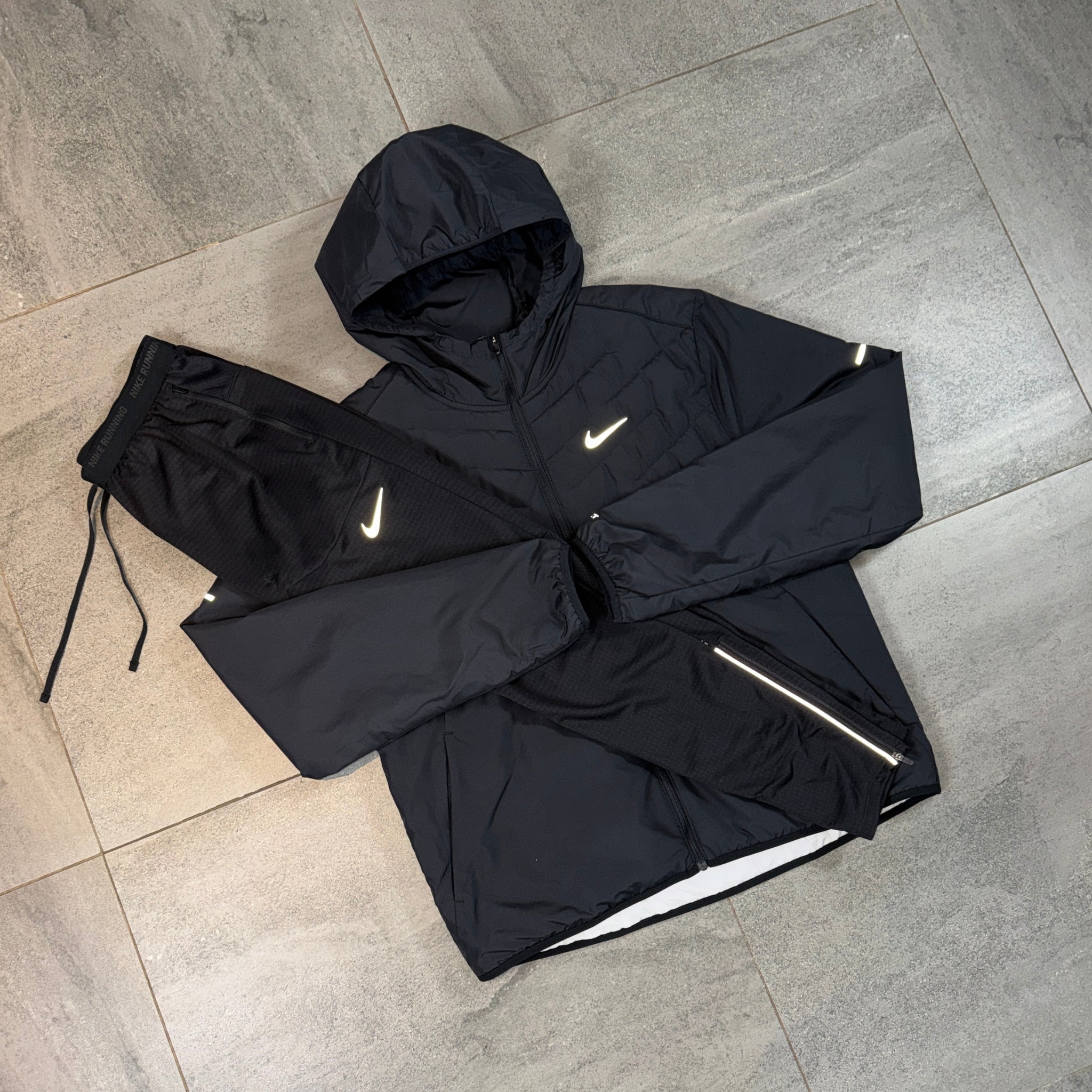 Nike Aerolayer Jacket & Phenom Pants Set 'Black'