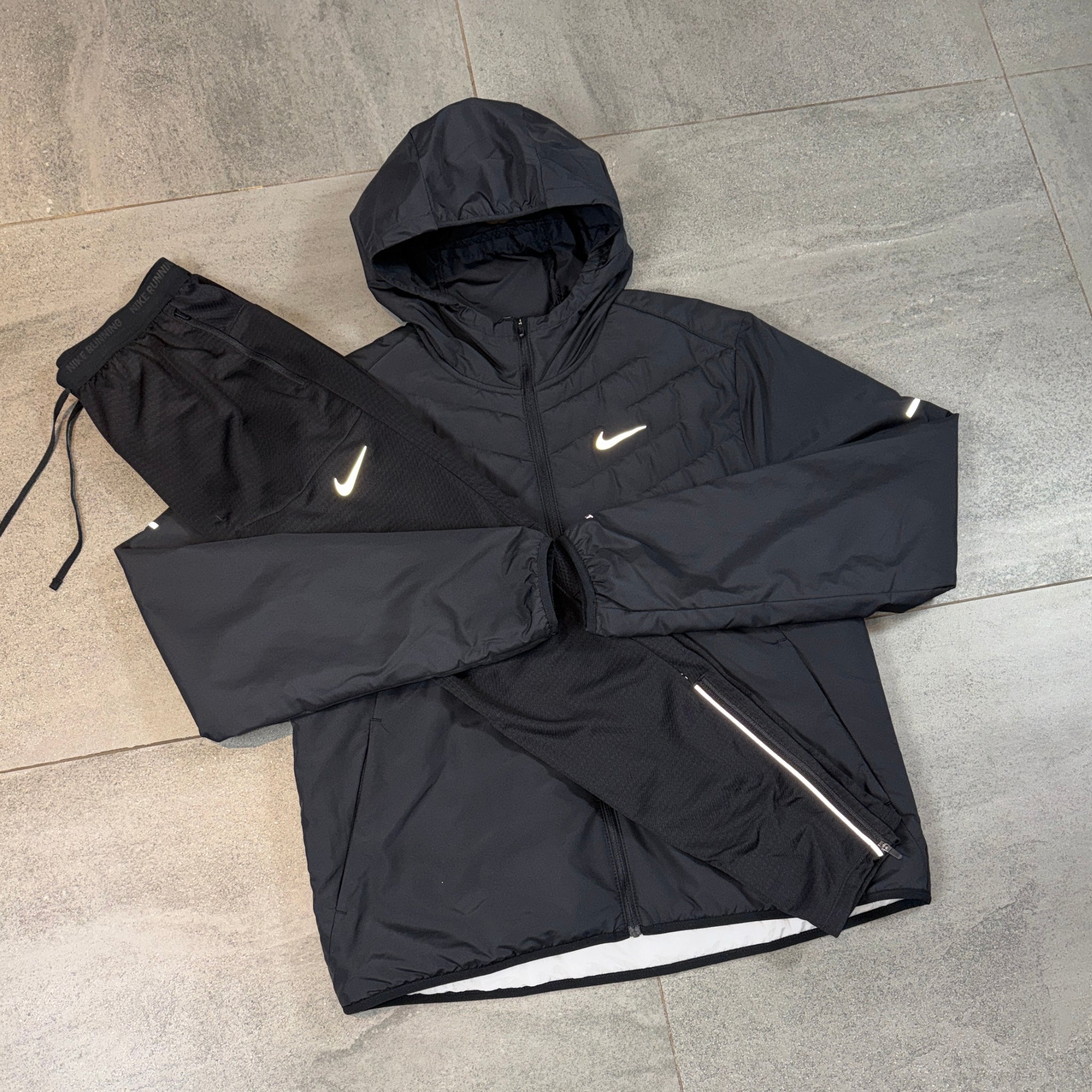 Nike Aerolayer Jacket & Phenom Pants Set 'Black'