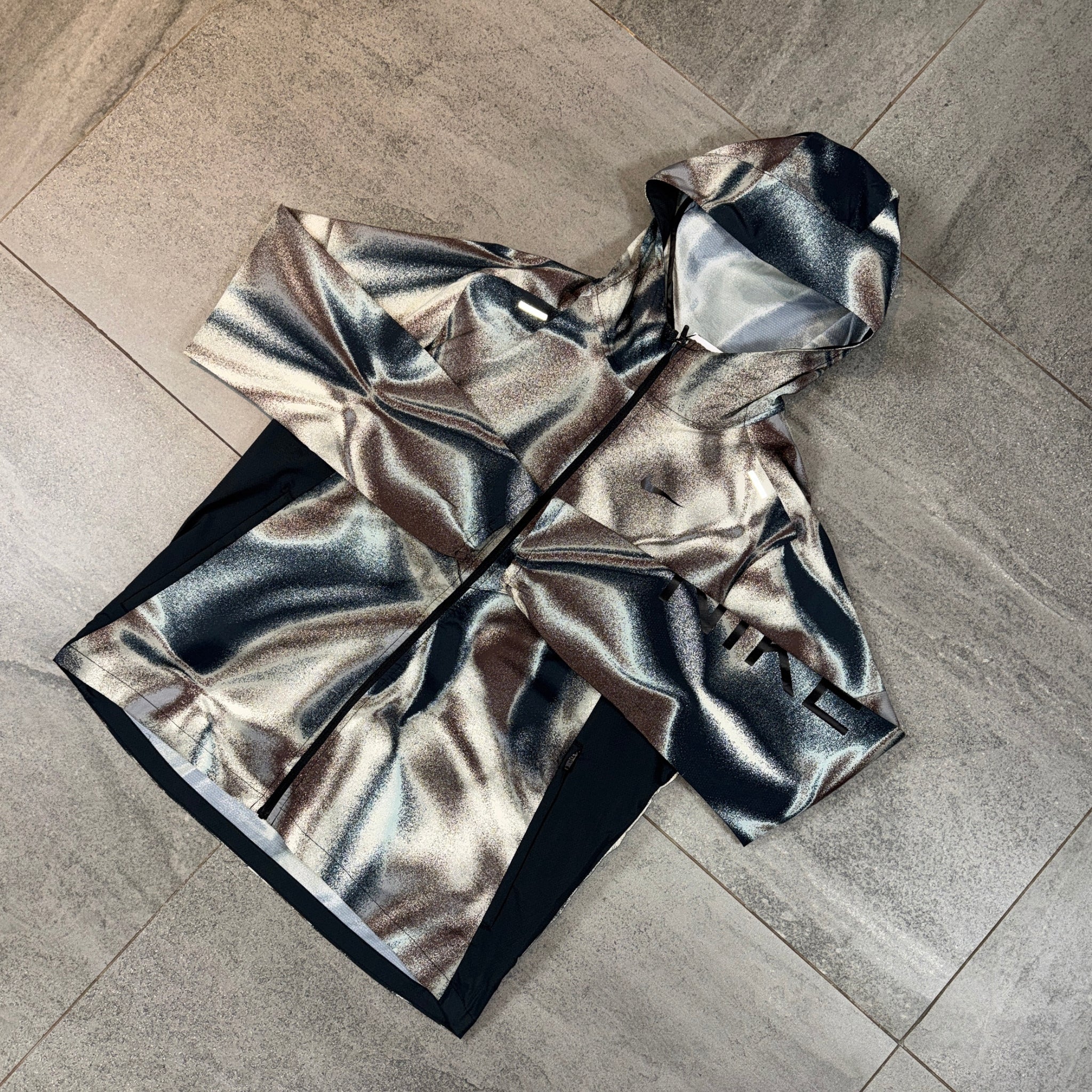 Nike Windrunner Jacket 'Metallic'