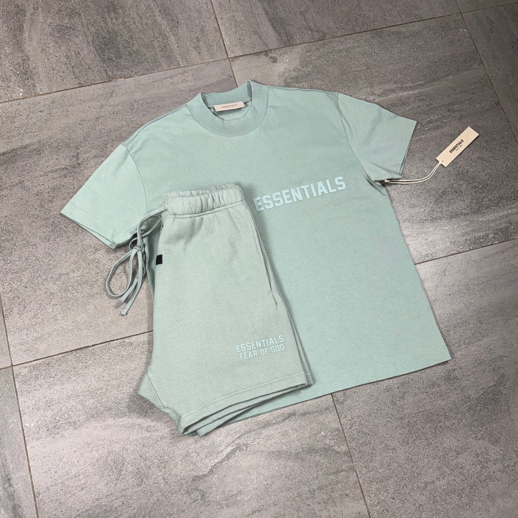 Fear of God Essentials T-Shirt 'Sycamore' (SS23)