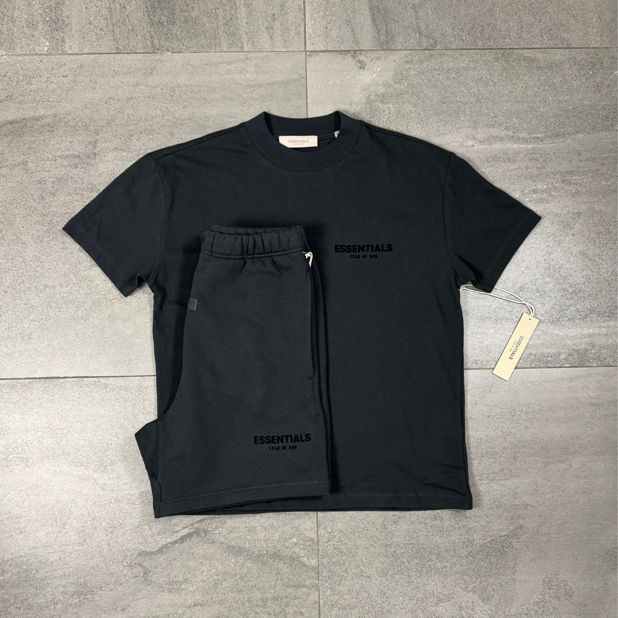Fear of God Essentials Short Set 'Black' (SS22)