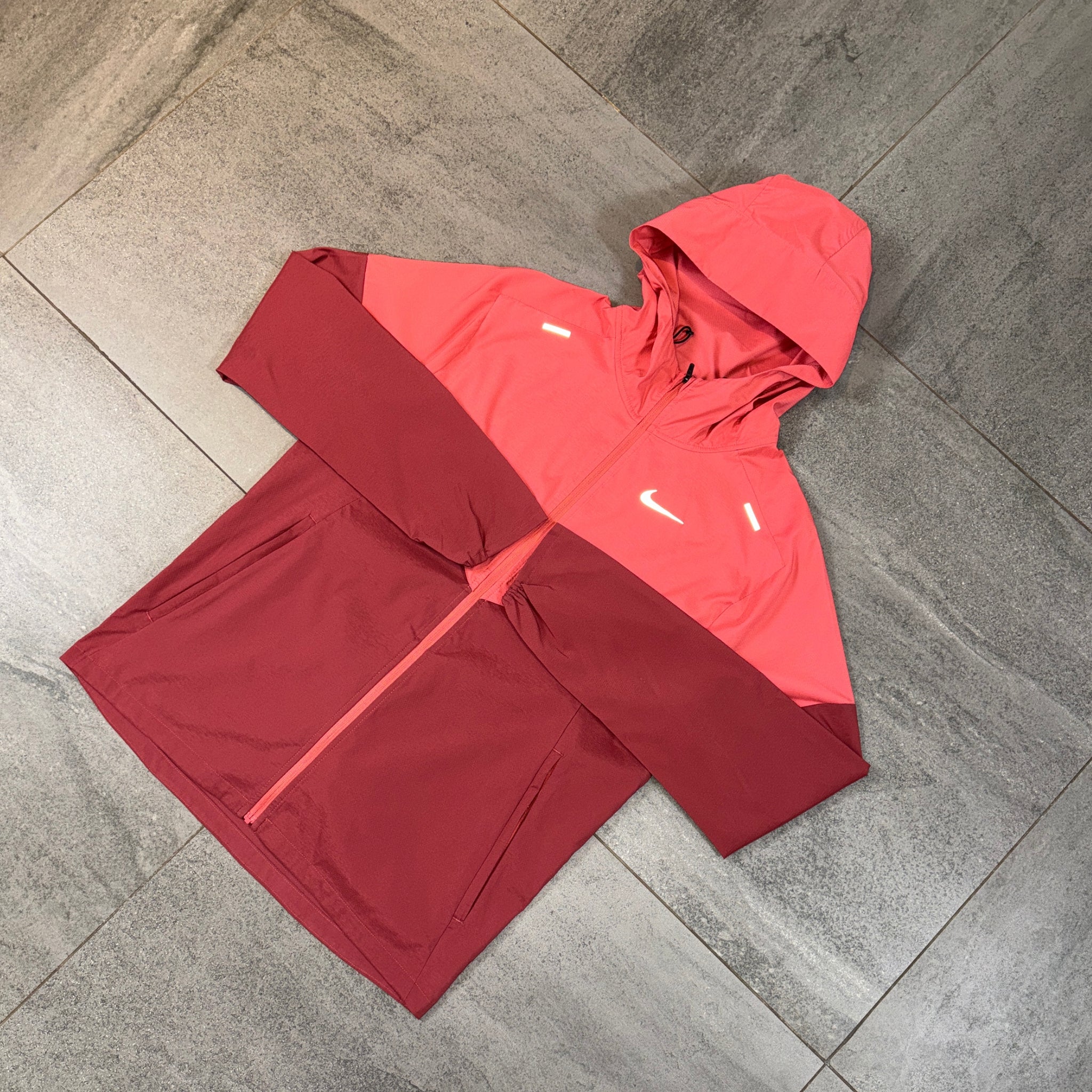 Nike Windrunner & Challenger Shorts Set 'Adobe/Grey'