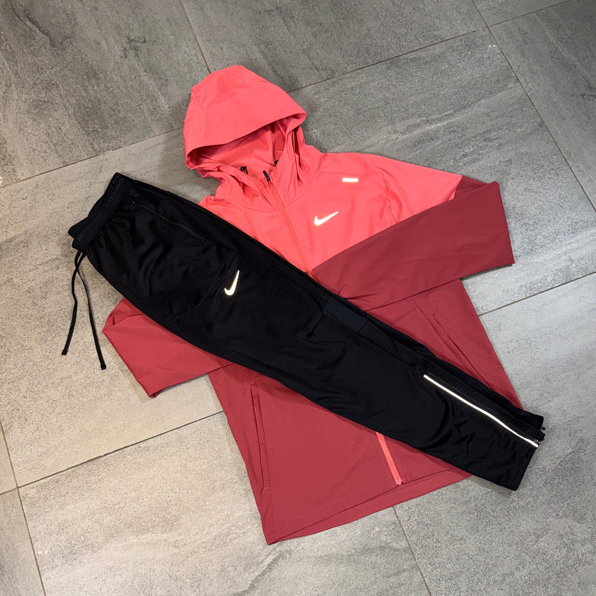 Nike Windrunner & Phenom Pants Set 'Adobe/Black'