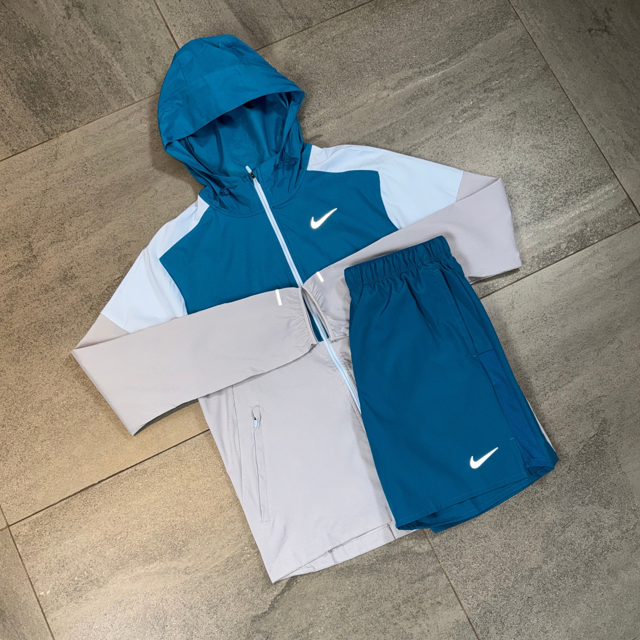 Nike Windrunner Jacket 'Green Abyss'