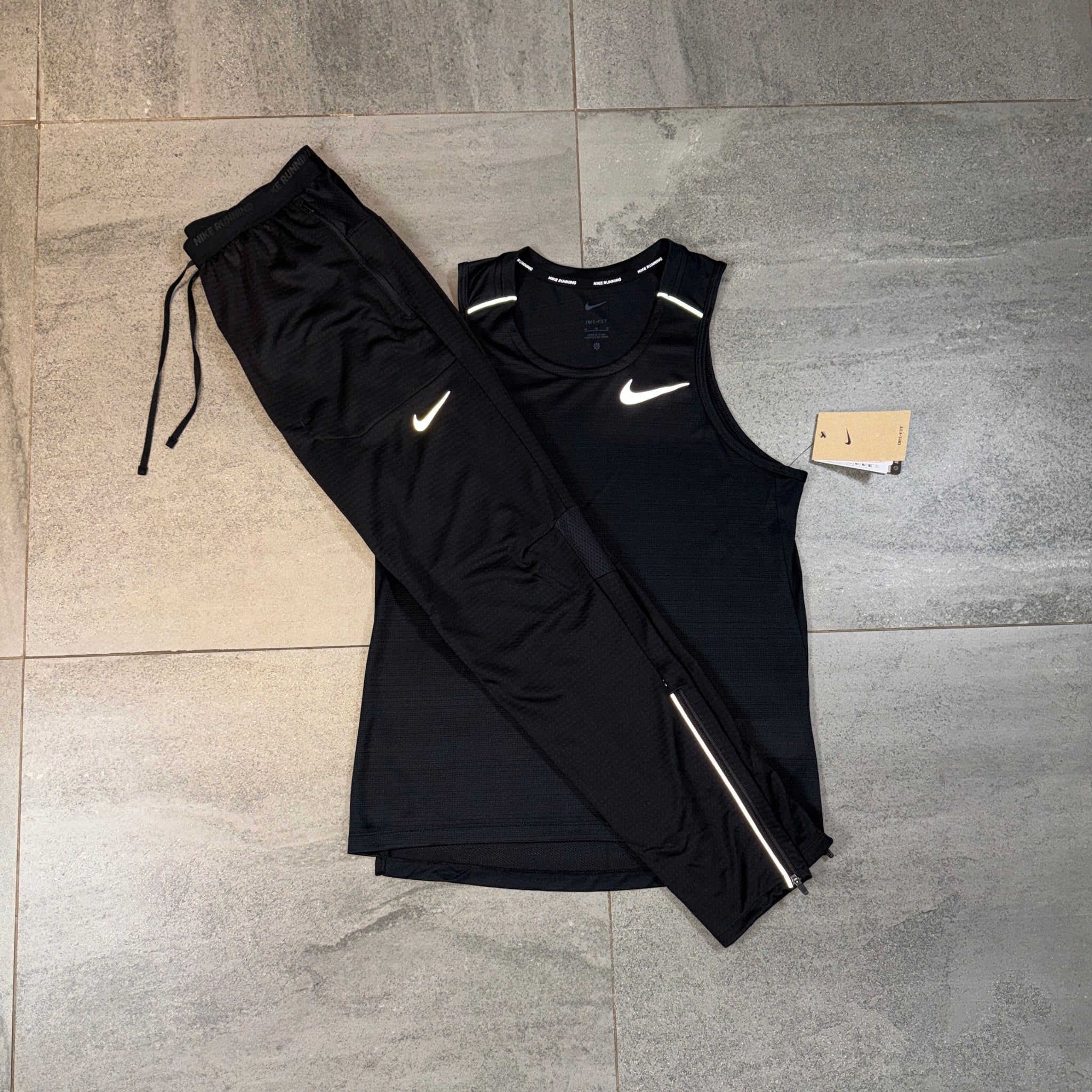 Nike Miler Vest & Phenom Pants Set 'Black'